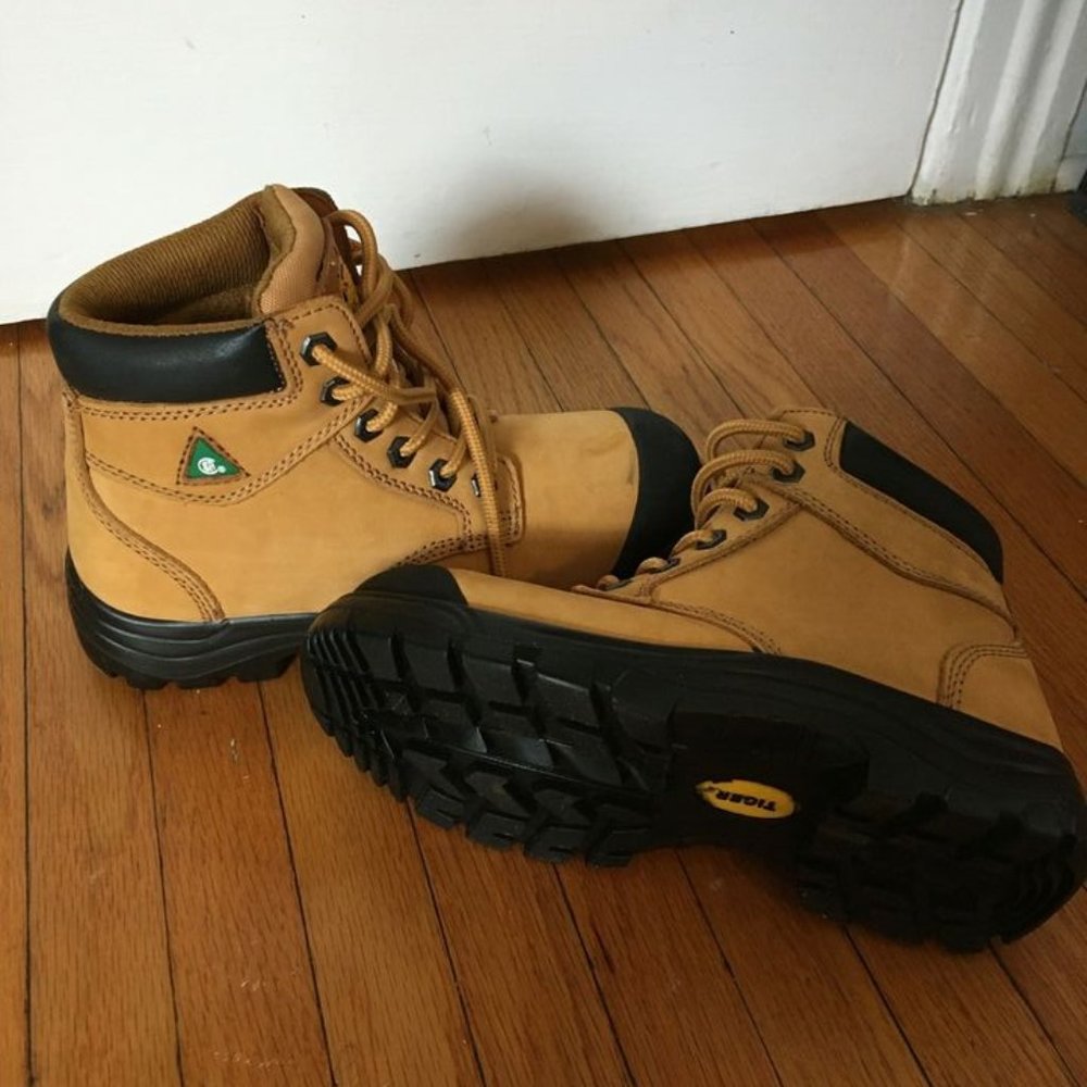 Safety shoes (new)